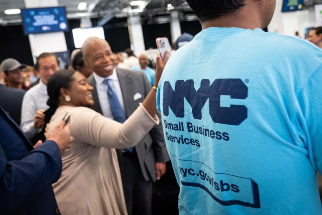 Mayor Makes $10M Investment to Seed New Small Business Loan Fund