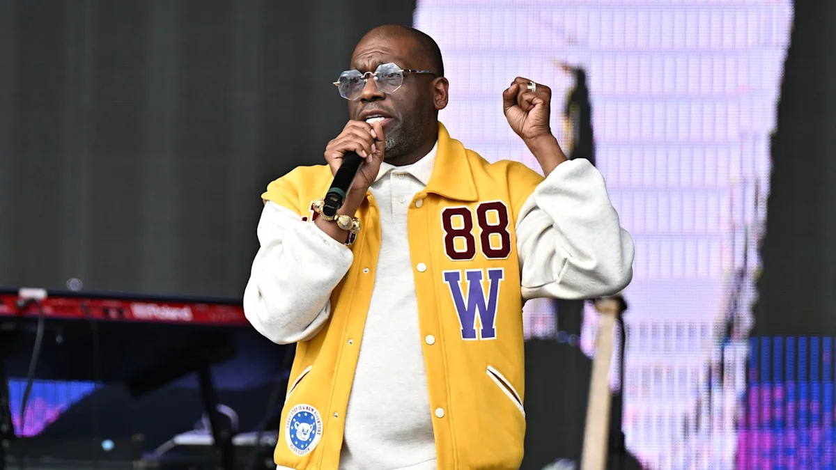 Pastor Jamal Bryant On Asian Business Boycott, Black Spending Power