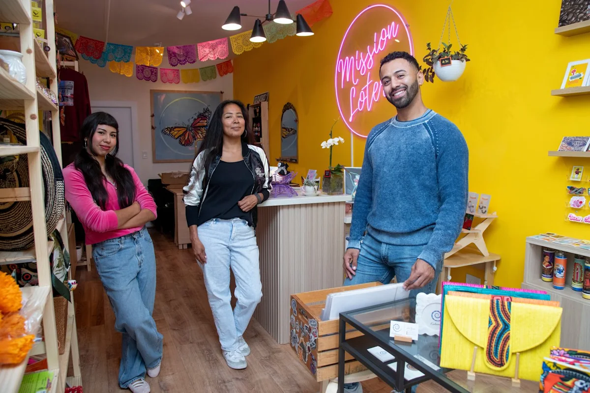 Latino nonprofits start their own shops to make helping small businesses their business